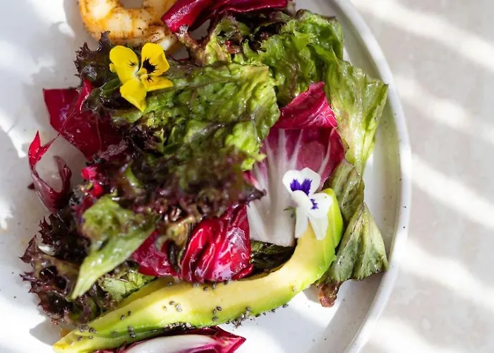 Отель Virtu On The Hill